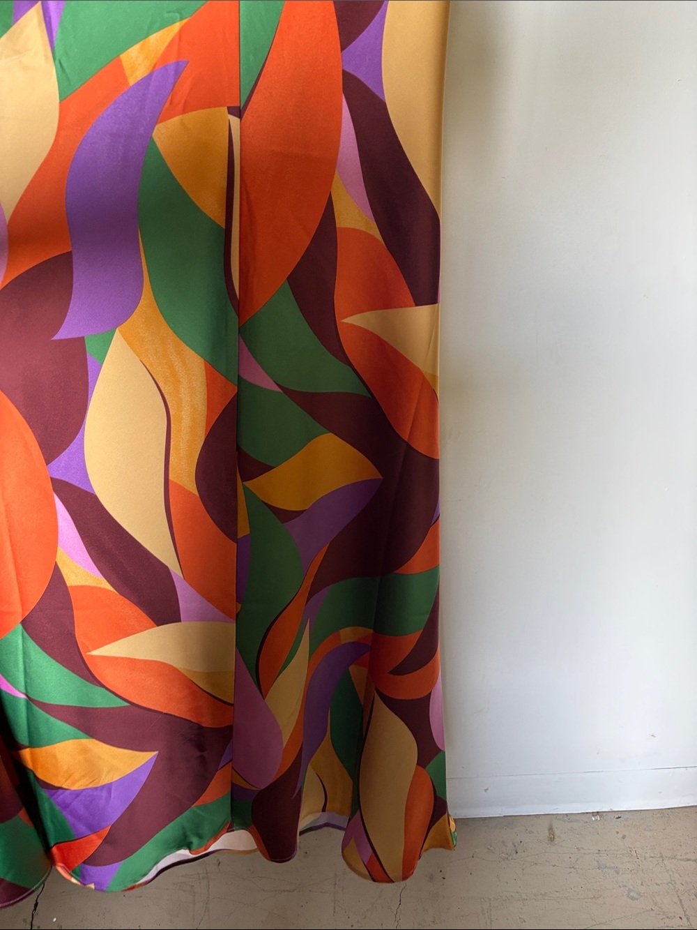 Joie Multicolor Abstract Leaf-Print V-Neck Maxi Dress Size L - Picture 6 of 10